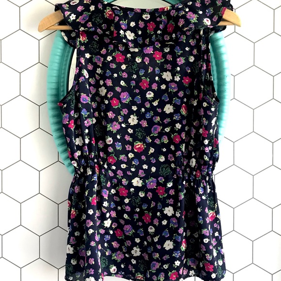 Forever 21 Tops - Forever 21 Floral Sleeveless Peplum Blouse